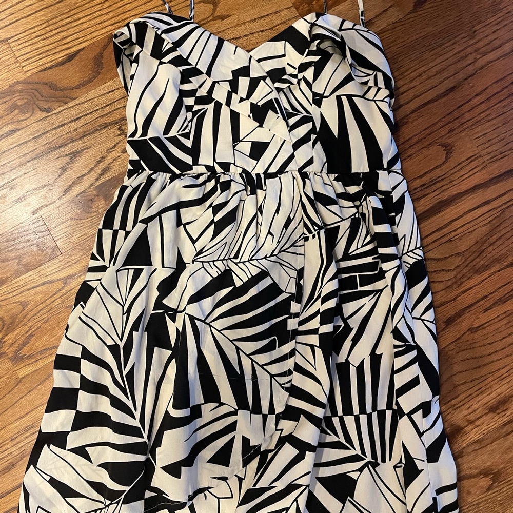 COPY - Billabong Size M geometric print women’s summer dress